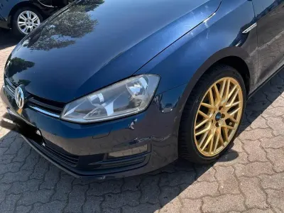 Gebraucht VW Golf VII Cup 105 PS (77 kW) 2014 Blau Limousine