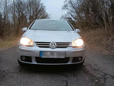 Usata VW Golf V 116 CV (85 kW) 2004 Argento Utilitaria