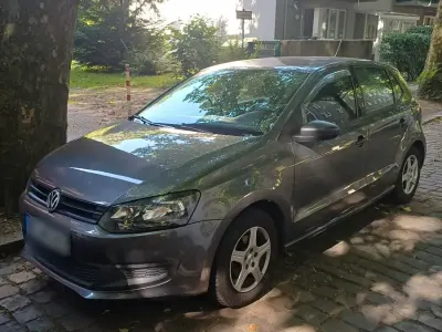 Gebraucht VW Polo 60 PS (44 kW) 2009 Grau Kleinwagen