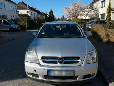 Gebraucht Opel Vectra 155 PS (114 kW) 2004 Silber Limousine