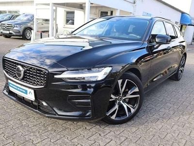 Gebraucht Volvo V60 Plus 197 PS (144 kW) 2022 Black solid stone Kombi