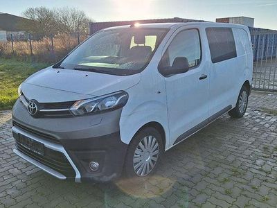Gebraucht Toyota Proace 122 PS (89 kW) 2021 Weiß Van / Kleinbus