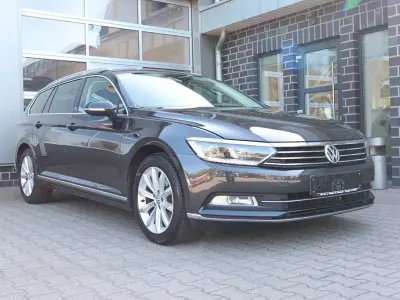 Gebraucht VW Passat Highline 150 PS (110 kW) 2019 Grau Kombi