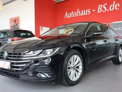 Gebraucht VW Arteon 150 PS (110 kW) 2023 Schwarz Limousine