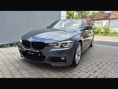 Gebraucht BMW 330 M Sport 252 PS (185 kW) 2015 Grau Limousine