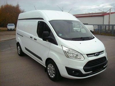 Gebraucht Ford Transit Custom Trend 131 PS (96 kW) 2018 Frozen white Van / Kleinbus
