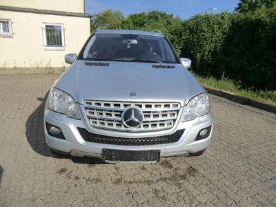 Mercedes ML500