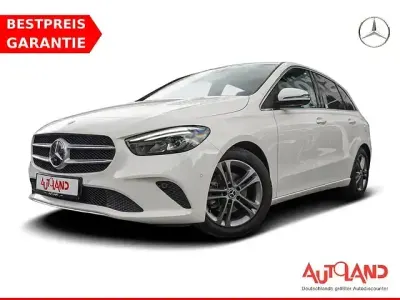 Gebraucht Mercedes B180 Progressive 136 PS (100 kW) 2019 Weiß Kleinwagen