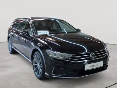 Gebraucht VW Passat GTE 156 PS (114 kW) 2021 Deep black perleffekt Kombi