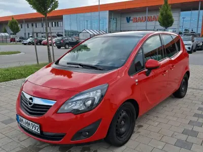 Gebraucht Opel Meriva 131 PS (96 kW) 2012 Rot Van / Kleinbus