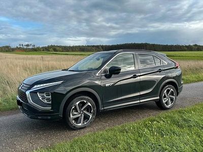 Gebraucht Mitsubishi Eclipse Cross Plus 188 PS (138 kW) 2022 Schwarz SUV
