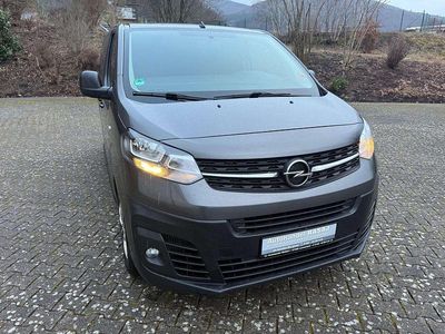 Second-hand Opel Vivaro 150 CP (110 kW) 2020 Gri Monovolum