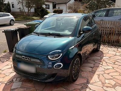 Usata Fiat 500e La Prima 86 kW (118 CV) 2022 Blu Utilitaria
