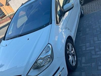 Gebraucht Ford S-MAX Titanium 163 PS (119 kW) 2014 Weiß Van / Kleinbus
