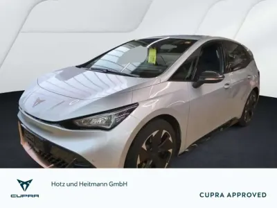Gebraucht Cupra Born e-Boost 169 kW (231 PS) 2025 Geysirsilber Kleinwagen