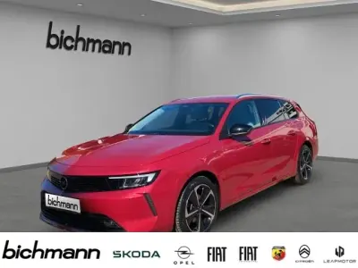 Usata Opel Astra Elegance 131 CV (96 kW) 2023 Rosso Utilitaria