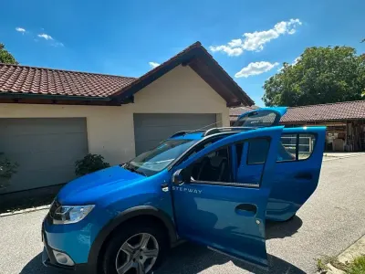 Gebraucht Dacia Sandero Stepway 90 PS (66 kW) 2018 Blau Kleinwagen