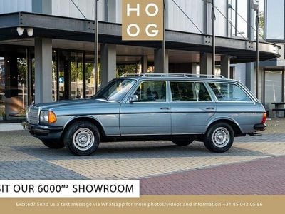 Gebraucht Mercedes E280 185 PS (136 kW) 1979 Blau Limousine