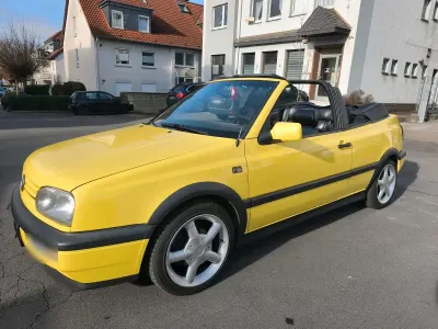 Gebraucht VW Golf Cabriolet Sport 90 PS (66 kW) 1994 Gelb Cabrio