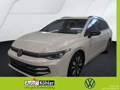 Usata VW Golf VIII Goal 150 CV (110 kW) 2025 Bianco Station wagon