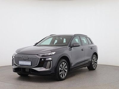 Gebraucht Audi Q6 e-tron Business 284 kW (387 PS) 2024 Grau SUV