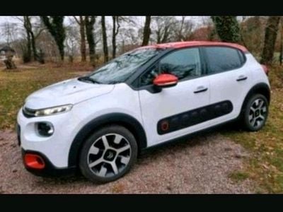 Weiß Gebraucht 2017 Citroën C3 PureTech Limousine | 9.300 € (Fairer Preis)
