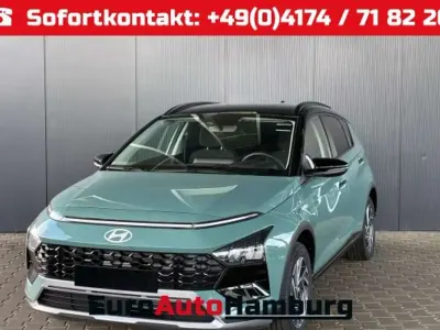 Neu Hyundai Bayon Comfort 79 PS (58 kW) 2025 Mangrove green / dach schwarz SUV