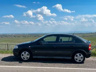 Gebraucht Opel Astra Comfort 116 PS (85 kW) 1999 Schwarz Limousine