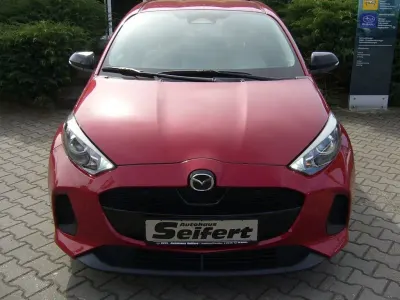 Gebraucht Mazda 2 Exclusive-Line 92 PS (67 kW) 2024 Formal red Kleinwagen