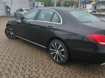 Mercedes E220