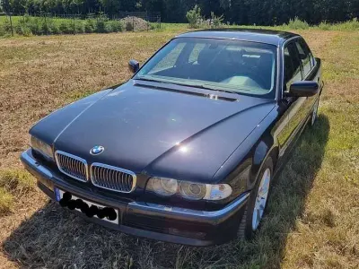 Gebraucht BMW 750 326 PS (239 kW) 2000 Schwarz Limousine