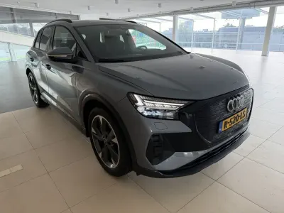 Gebraucht Audi Q4 e-tron Sport 150 kW (204 PS) 2022 Blau SUV