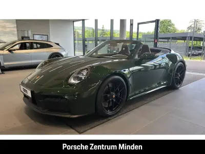 Neu Porsche 992 541 PS (397 kW) 2026 Grün Cabrio
