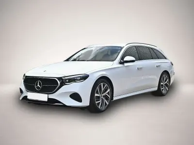 Gebraucht Mercedes E300 204 PS (150 kW) 2025 Weiß Kombi