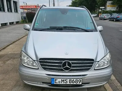 Gebraucht Mercedes Viano 204 PS (150 kW) 2009 Silber Van / Kleinbus