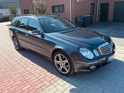 Gebraucht Mercedes E220 Elegance 170 PS (125 kW) 2008 Grau Kombi
