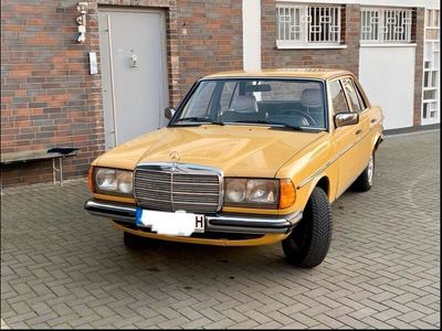 gebraucht Mercedes E300 W123 D , H-Zul. Orig. mit Niveau