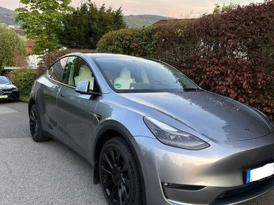 gebraucht Tesla Model Y Long Range