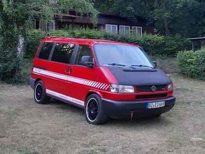 Gebraucht VW T4 102 PS (75 kW) 1998 Rot Van