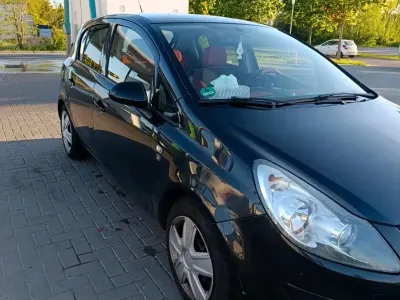 Gebraucht Opel Corsa 88 PS (64 kW) 2010 Schwarz Kleinwagen