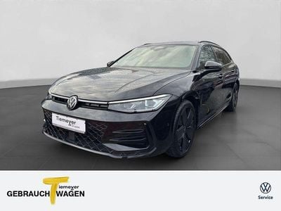 Schwarz Gebraucht 2024 VW Passat R-line Kombi | 42.480 € (Guter Preis)
