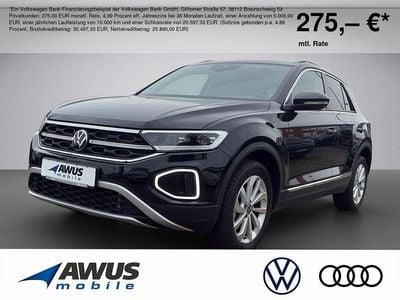 Schwarz / deep black (metallic) Gebraucht 2024 VW T-Roc Style SUV | 30.890 € (Fairer Preis)