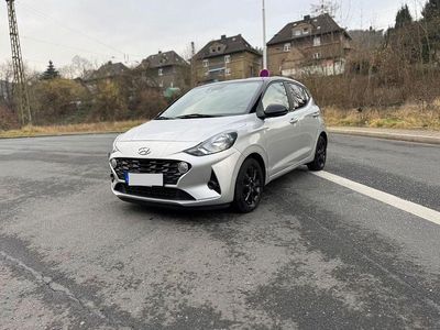 Grau Gebraucht 2020 Hyundai i10 Trend Kleinwagen | 13.000 € (Fairer Preis)