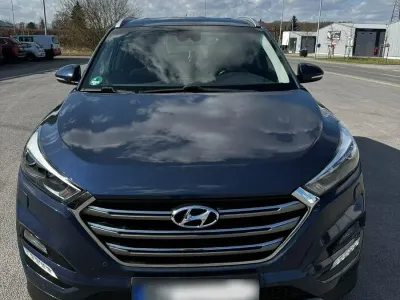Gebraucht Hyundai Tucson 136 PS (100 kW) 2017 Blau SUV