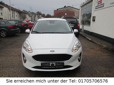 Gebraucht Ford Fiesta Cool & Connect 95 PS (69 kW) 2020 Weiß Limousine