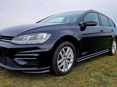 Usata VW Golf VII R-line 150 CV (110 kW) 2018 Nero Station wagon