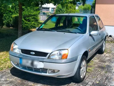 Gebraucht Ford Fiesta 75 PS (55 kW) 2026 Grau Kleinwagen