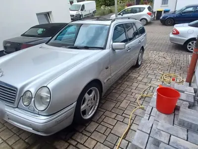 Gebraucht Mercedes E55 AMG AMG 354 PS (260 kW) 2002 Silber Limousine