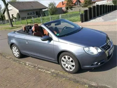 Usata VW Eos Edition 140 CV (102 kW) 2010 Grigio Cabrio