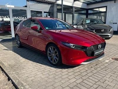 Gebraucht Mazda 3 Prime-Line 186 PS (136 kW) 2020 Rot Limousine